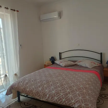 Small Country In Appartement Tripoli