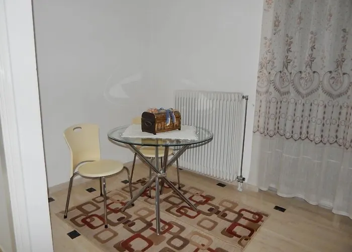 Small Country In Apartamento