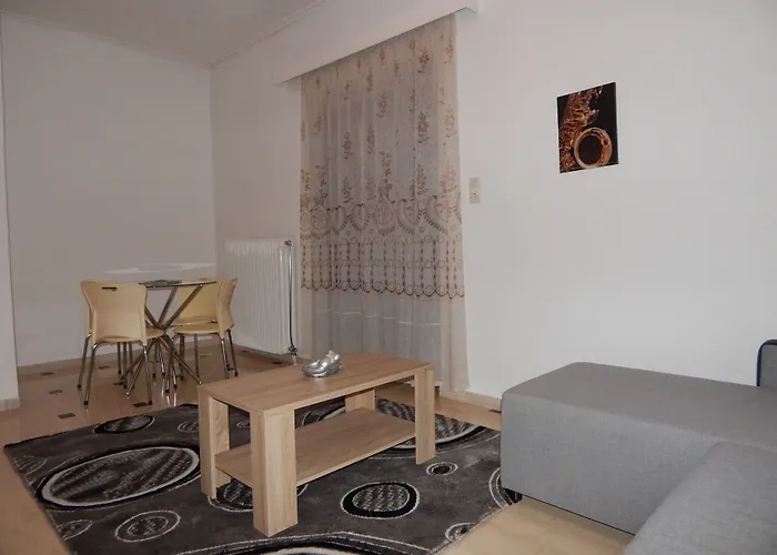 Small Country In تريبوليس